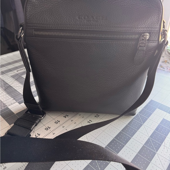 Coach Black Leather Men's Messenger Bag